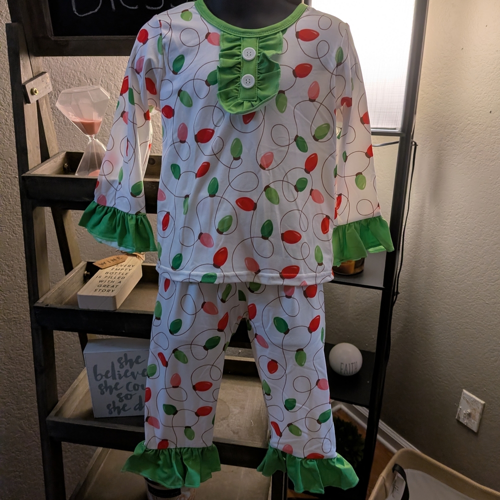 Beginning Boutique Kids Pajama Set - Green and Red